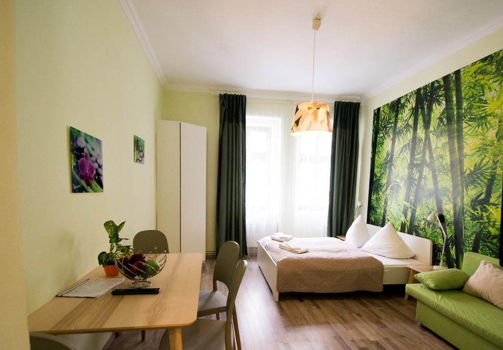 Ruterra Apartment Cimburkova Prague Luaran gambar